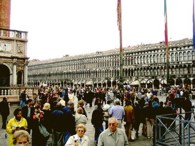 Piazza San Marco am Tag
